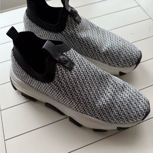 Kurt Geiger Lettie Crystal knit Stylish Black and White Women’s Slip-On Sneakers